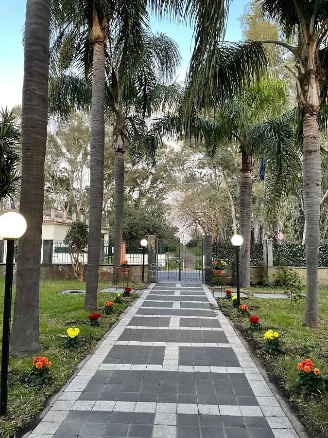 Oasi Park Hotel Mascali 3*,