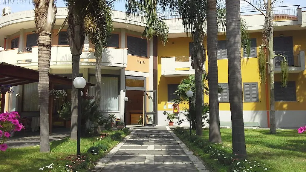 Oasi Park Hotel Mascali 3*,  Italia